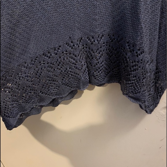 LC Lauren Conrad Top - Picture 3 of 3